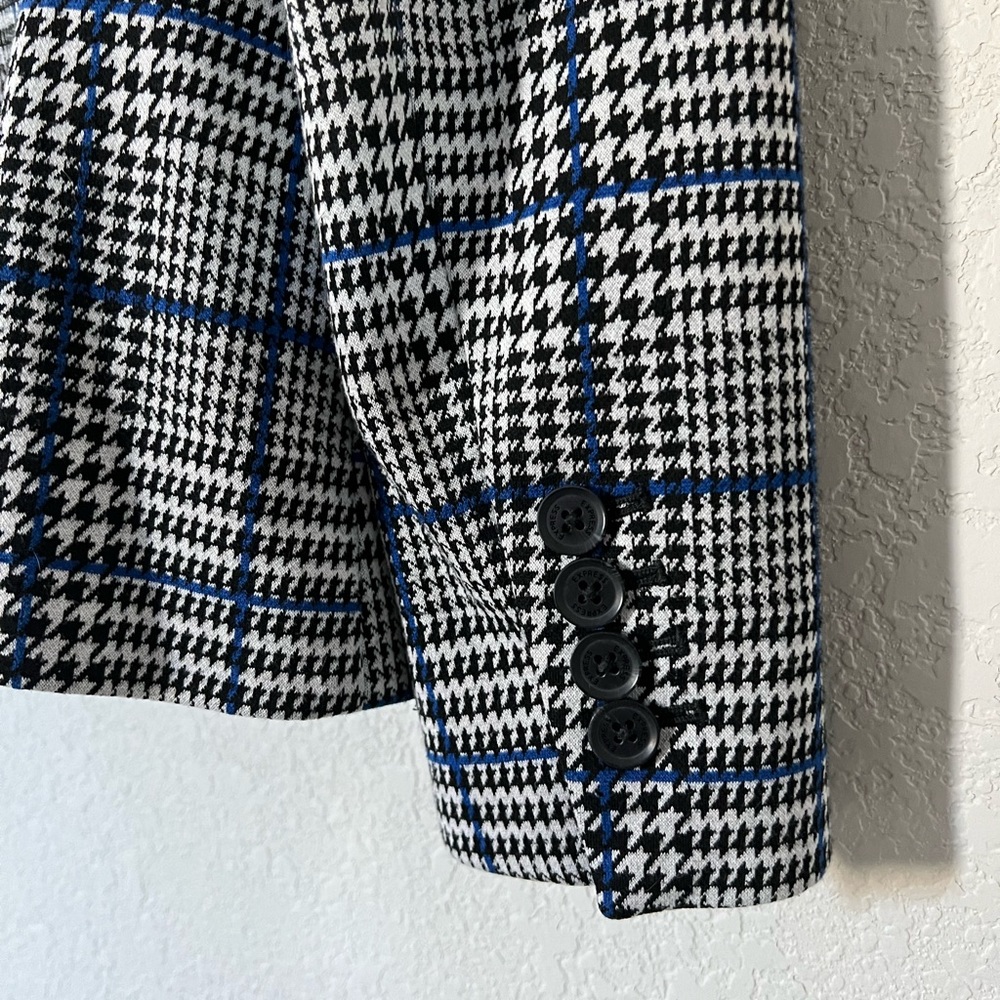 Express Blazer - Picture 4 of 5